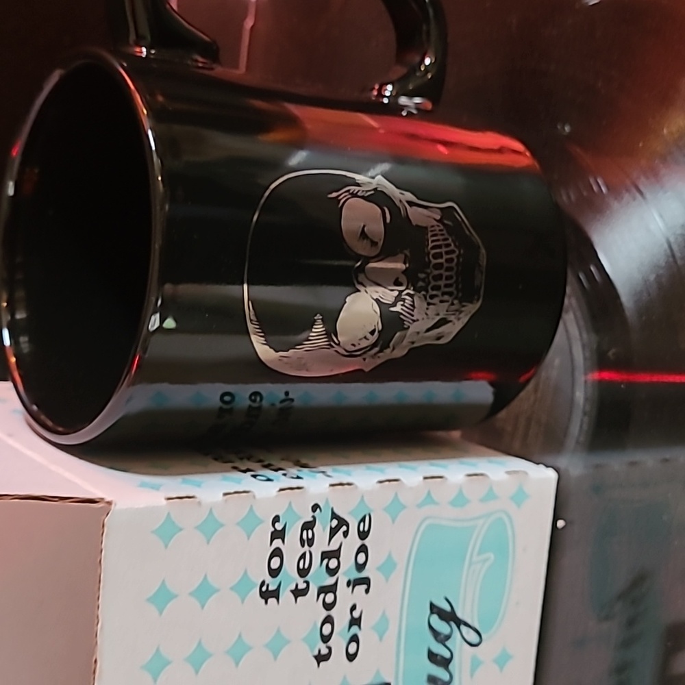 Brand New Skull coffee mug